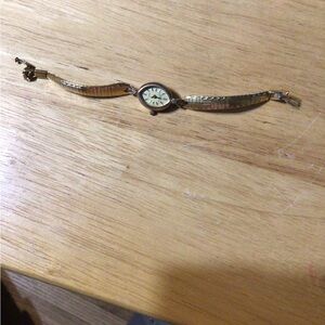 Vintage Jaques Prevard Quartz Swiss 10 kt Elegant Gold Wristwatch With Diamonds